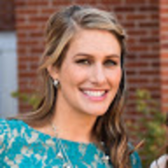 Meet your Posher, Paige - Picture 1 of 1